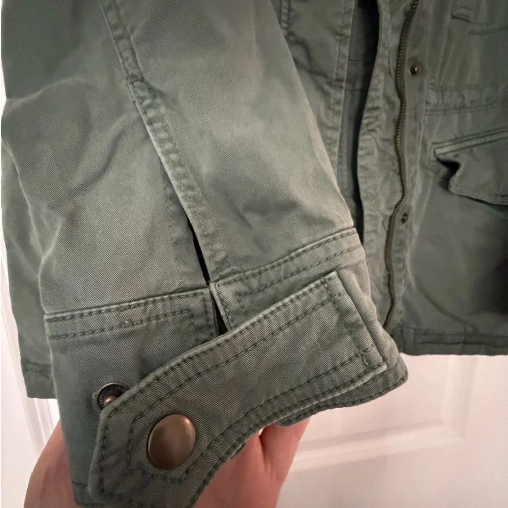 GAP Light Olive Jacket - Picture 3 of 5